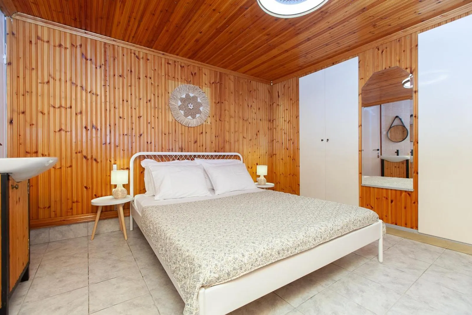 The Great Wave Beachfront House Nea Plagia Sozopoli Grecia